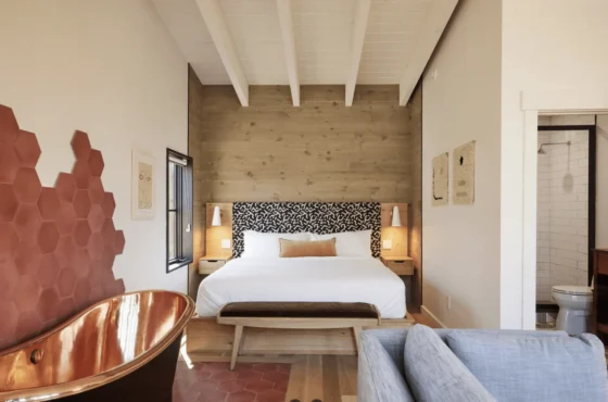 Woodstock Way Hotel
