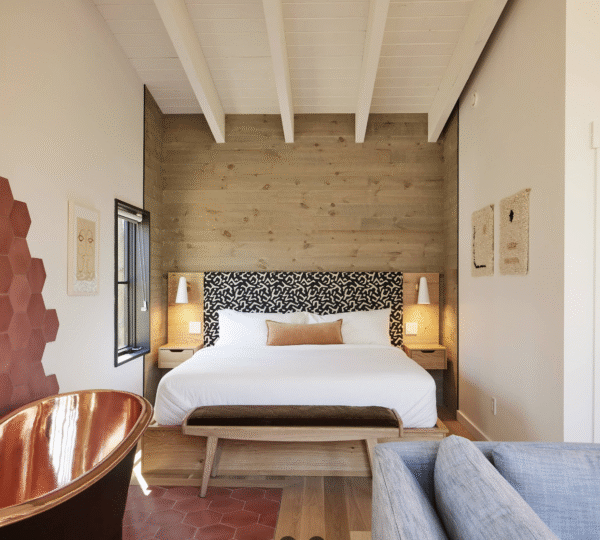 Woodstock Way Hotel