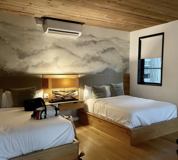 Woodstock Way Hotel
