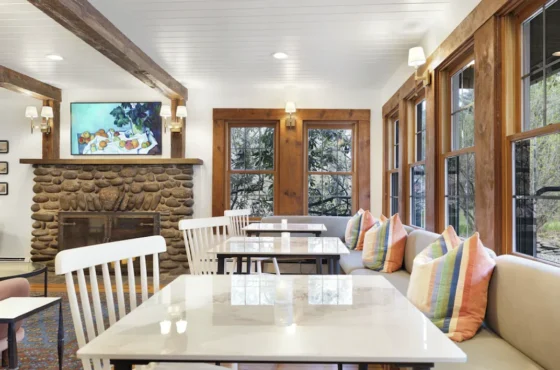 Phoenicia Lodge